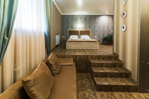 Posada L.o.y Family Hotel