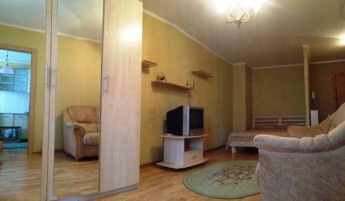 Apartment Furmanova 14