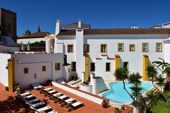 Hotel Pousada Convento �vora