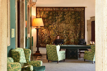 Hotel Pousada Convento �vora