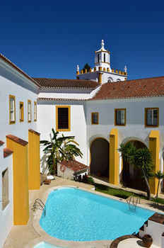 Hotel Pousada Convento �vora