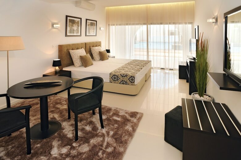 Hotel Belmar Spa & Beach Resort