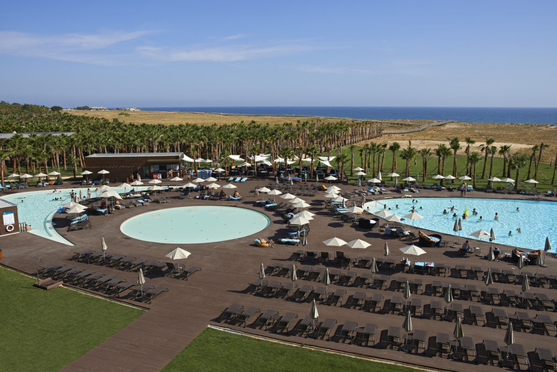 Apartamentos Salgados Beach Villas