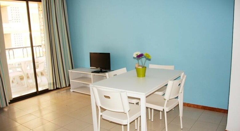Apartamentos Oropesa Primera Linea 3000