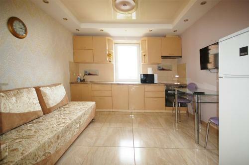 Apartment On Oktyabrskaya Sq