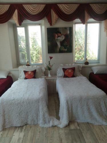 Hostal Private House With Parking