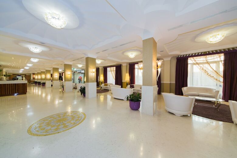 Zanhotel & Meeting Centergross