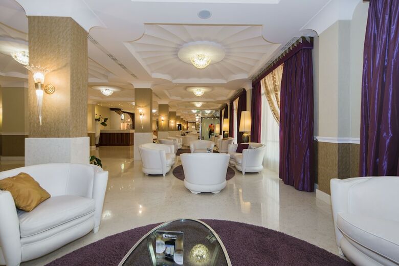 Zanhotel & Meeting Centergross