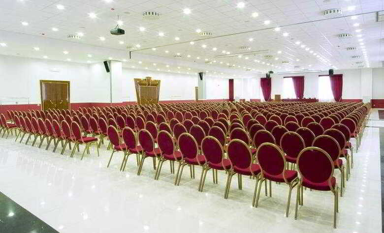 Zanhotel & Meeting Centergross