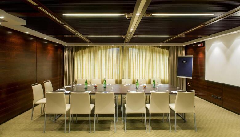 Hotel NH Milano 2