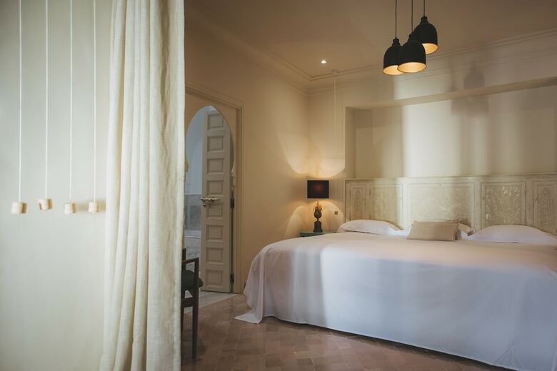 Hotel Les Deux Tours