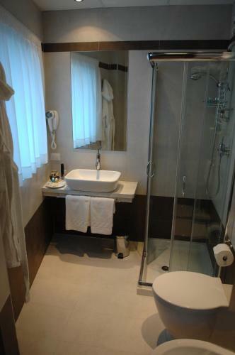 Hotel Alveri