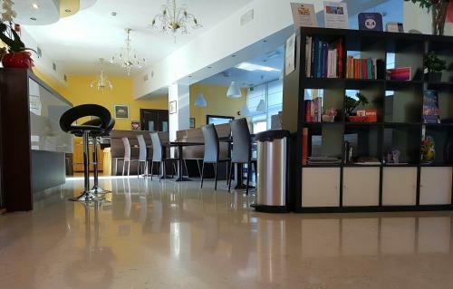 Hotel Alveri