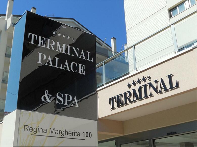 Hotel Terminal Palace And Spa