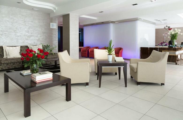 Hotel Terminal Palace And Spa