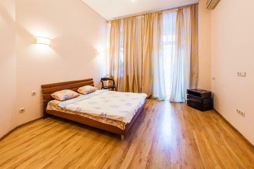 Apartment On Gorodetskogo Street