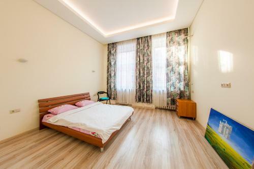 Apartment On Gorodetskogo Street