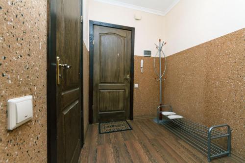 Apartment On Anri Barbyusa 56/2
