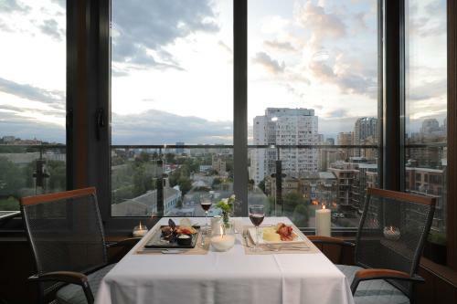 Hotel Raziotel Kyiv Yamska