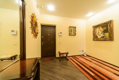 Apartment On Geroyev Stalingrada 47