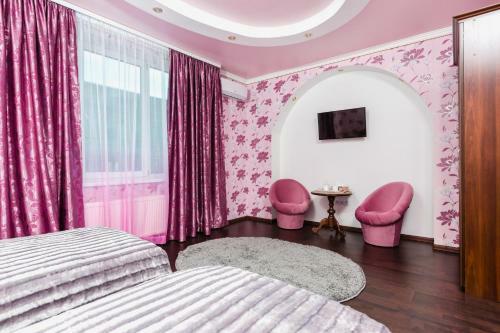 Nadobu Hotel Roshe