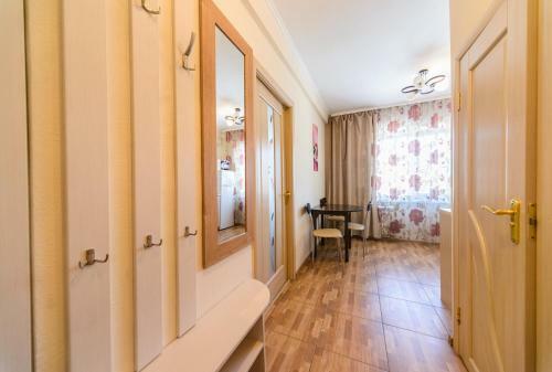 Apartment On Obolonskyi Avenue 25