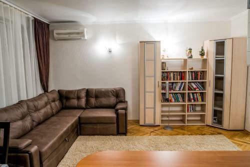 Apartment On Olimpiyska