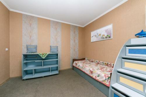 Metro Poznyaki Apartment
