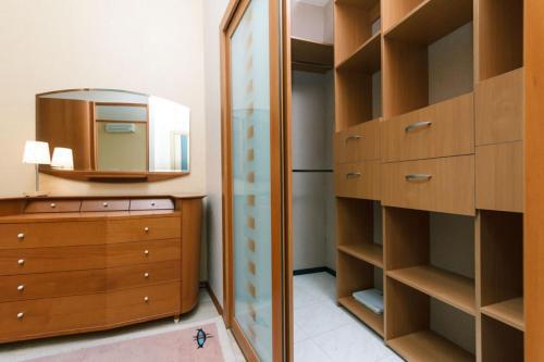 Apartment Malaya Zhitomirskaya 3