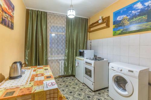 Apartamento One-bedroom On Boulevard Lesi Ukrainki 7