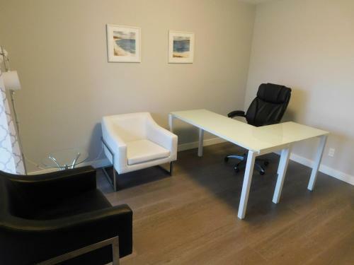 Apartamento Three-bedroom House With Balcony #33 Sunalta Downtown