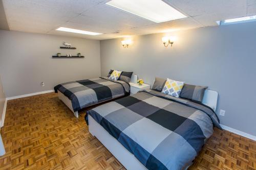 Charming Modern Single Home Near Downtown