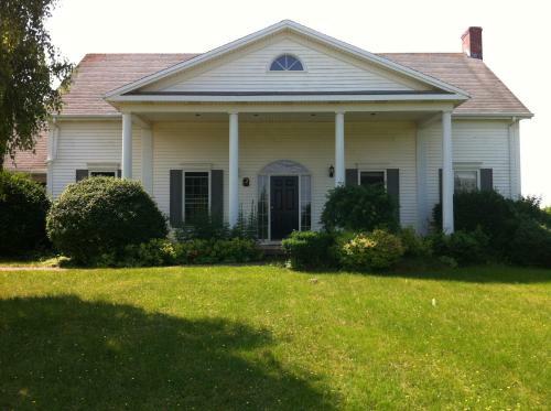Seaview White House B&B