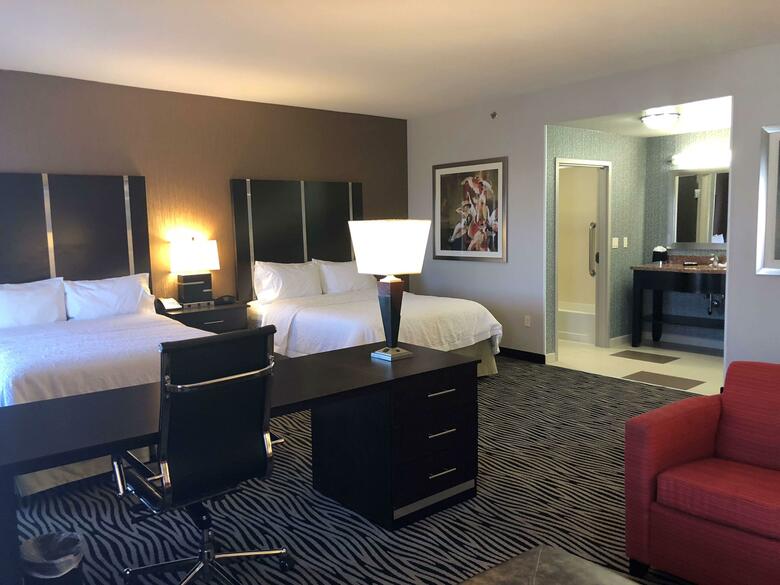 Hotel Hampton Inn And Suites Tulsa Central