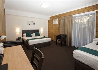 Hotel Comfort Inn Airport Admiralty