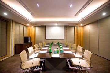 Hotel Doubletree By Hilton (dlx)