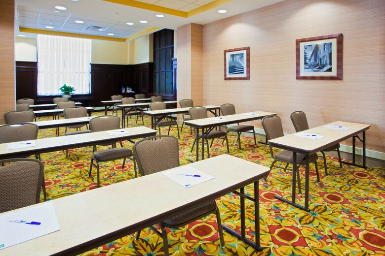 Hotel Holiday Inn Express Baltimore-downtown