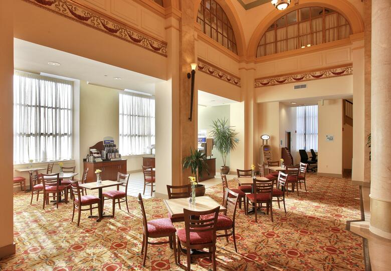 Hotel Holiday Inn Express Baltimore-downtown