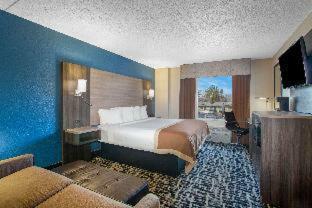 Hotel Baymont Inn And Suites Branson - On The Strip