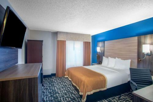 Hotel Baymont Inn And Suites Branson - On The Strip