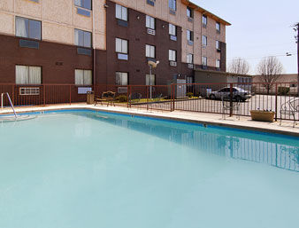 Hotel Super 8 Nashville/ Dntn/ Opryland Area