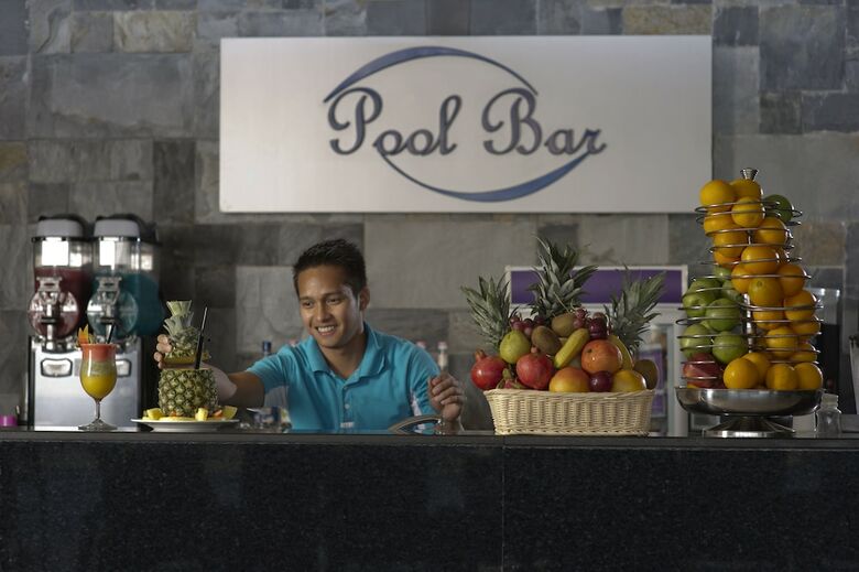 Aparthotel Two Seasons Hotel (former Gloria)