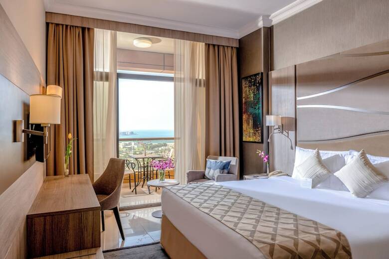 Aparthotel Two Seasons Hotel (former Gloria)