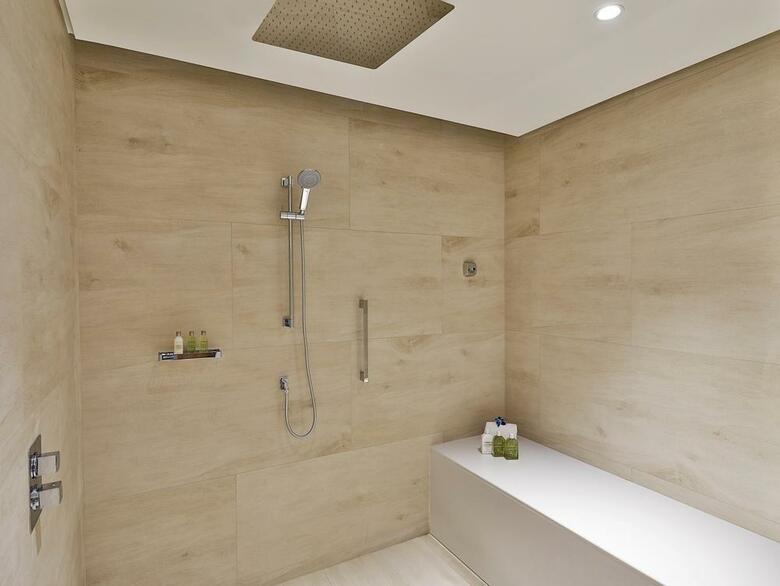 Hotel Doubletree By Hilton Dubai - Business Bay