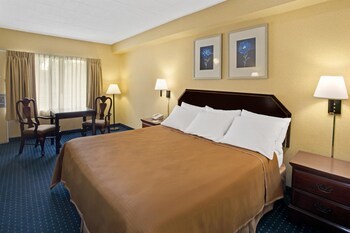 Hotel Howard Johnson Express Inn - College Park