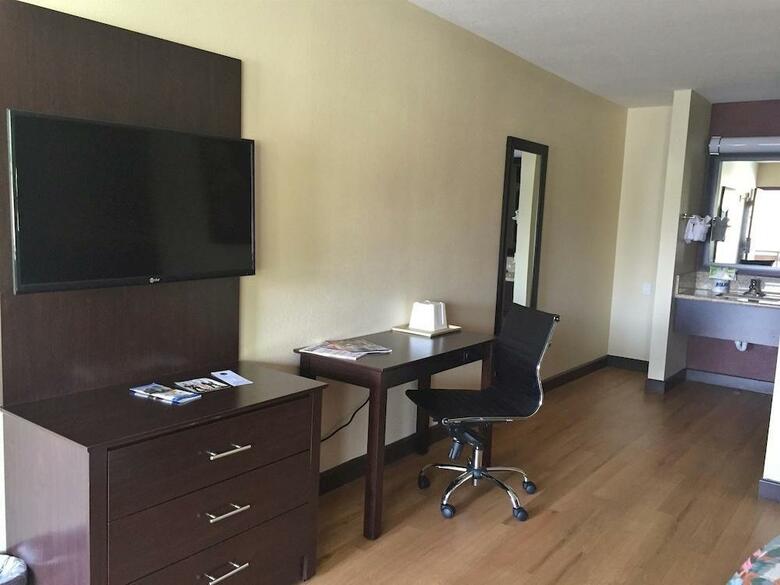 Hotel Americas Best Value Inn - Oak Street