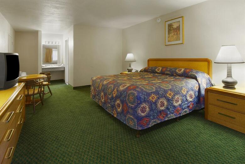 Hotel Americas Best Value Inn - Oak Street
