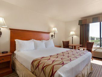 Hotel Ramada Maingate-at The Park Anaheim Ca
