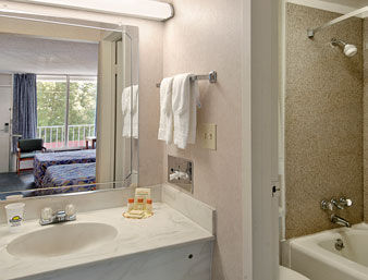 Hotel Days Inn Charleston- Airport Coliseum