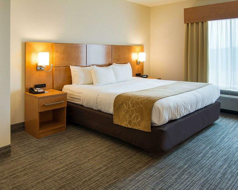 Hotel Comfort Suites Bossier City